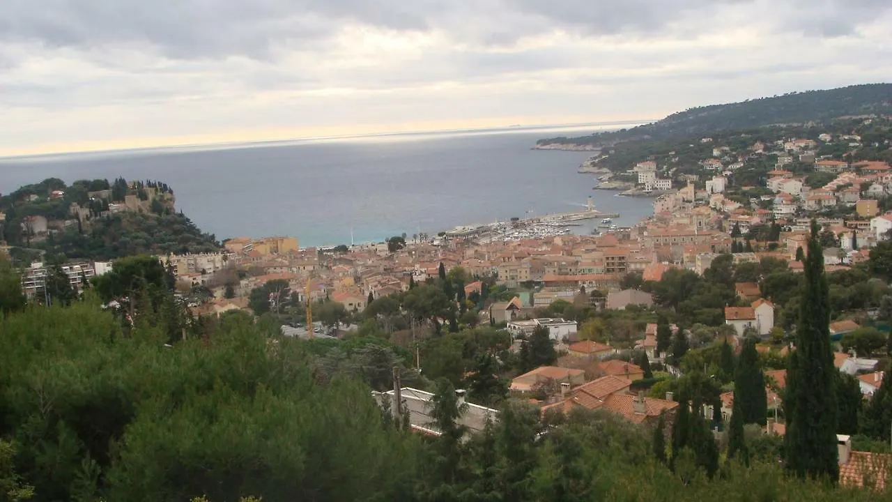 Appartement Cassis vue mer d'exception 0*,